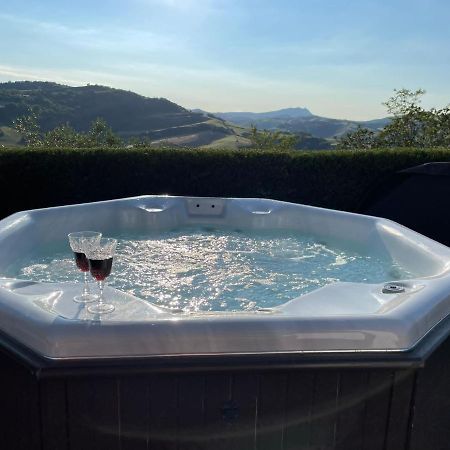 Villa Tamara Country & Spa Suites Montefiore Conca Екстериор снимка