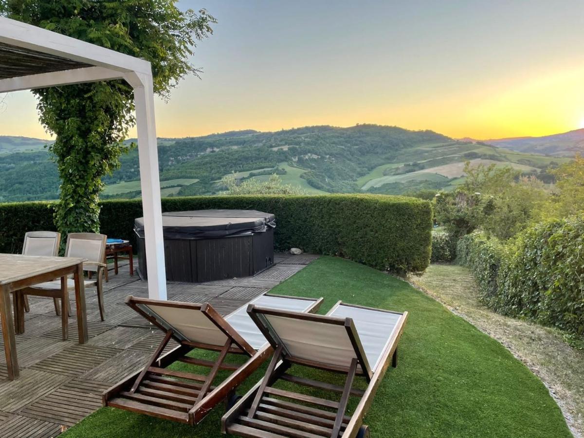 Villa Tamara Country & Spa Suites Montefiore Conca Екстериор снимка