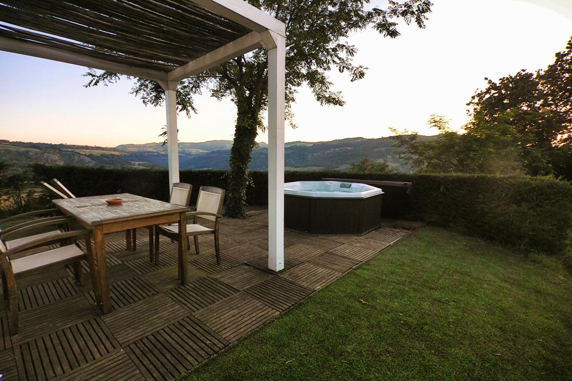 Villa Tamara Country & Spa Suites Montefiore Conca Екстериор снимка